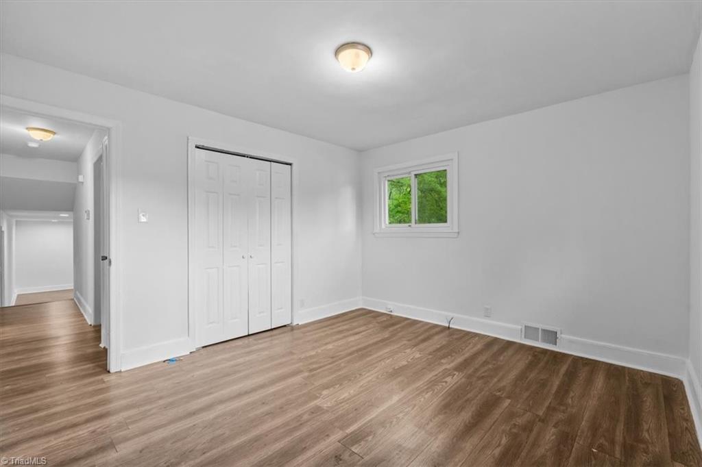property viewer photo 28