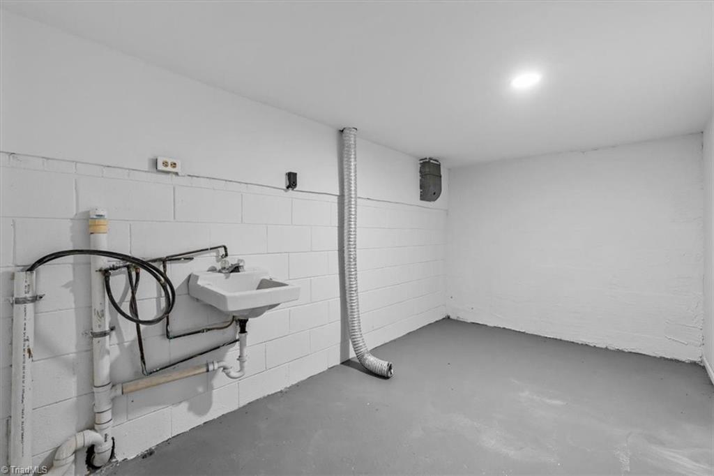 property viewer photo 33