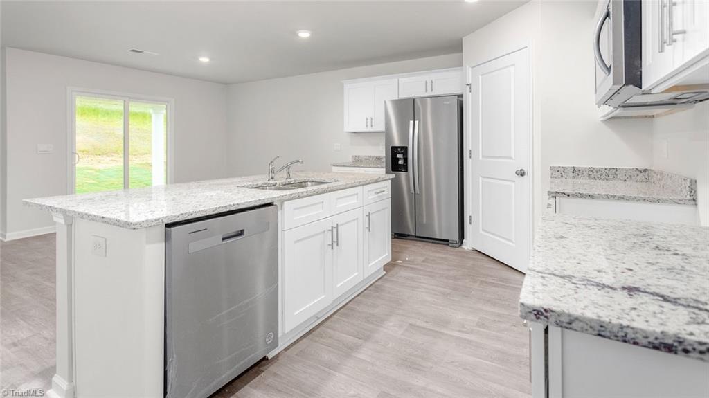 property viewer photo 5