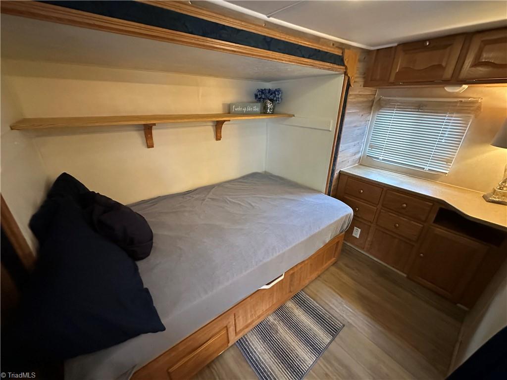 property viewer photo 14