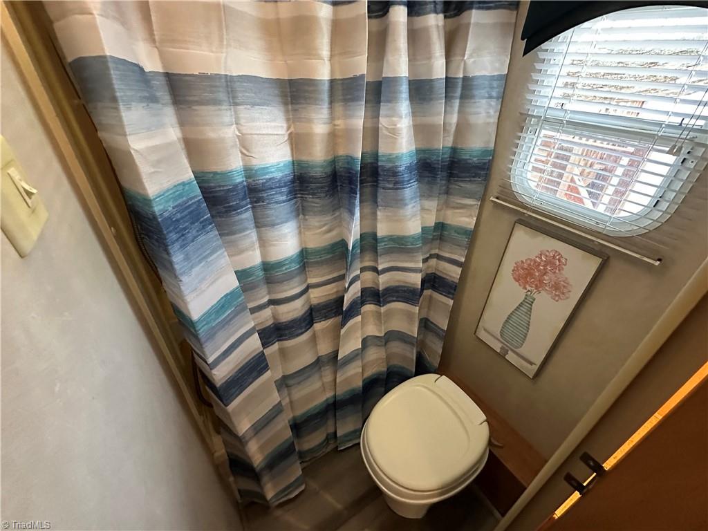 property viewer photo 17