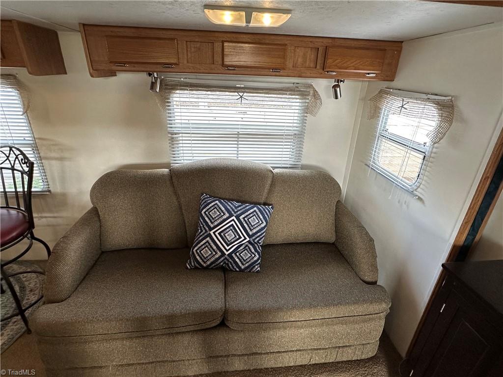 property viewer photo 5