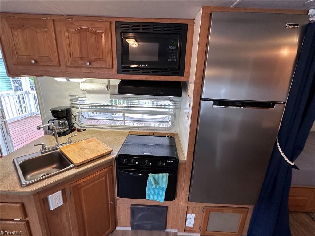 property viewer photo 9