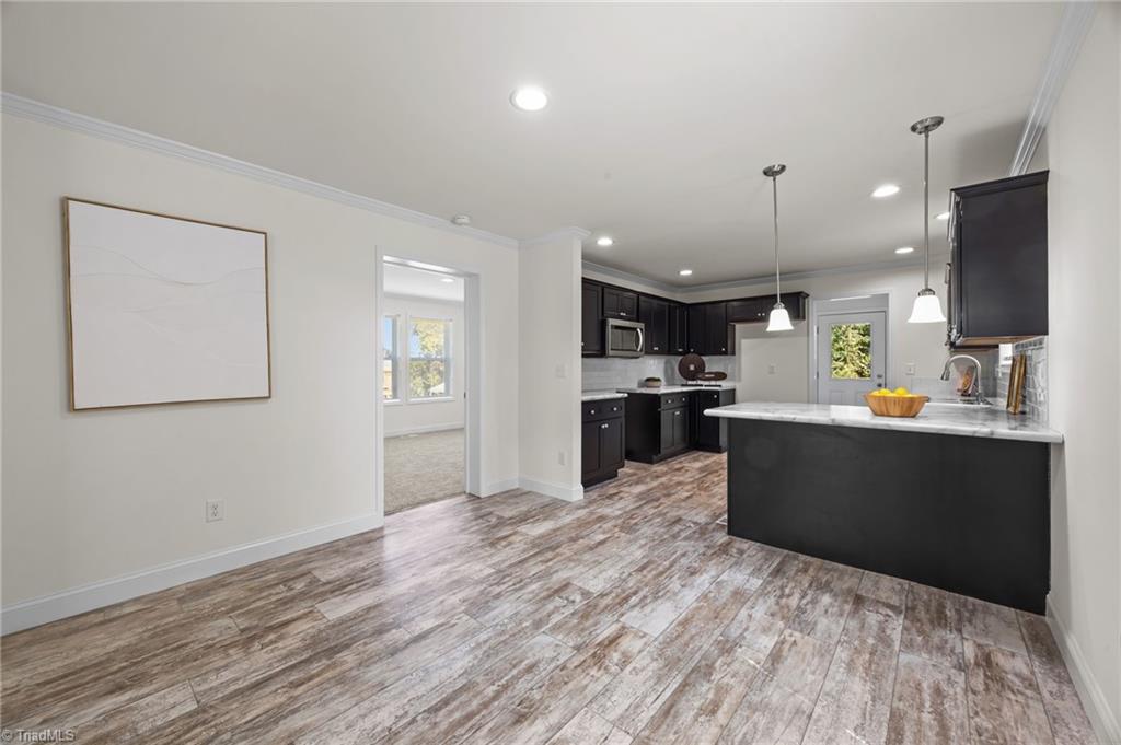 property viewer photo 13