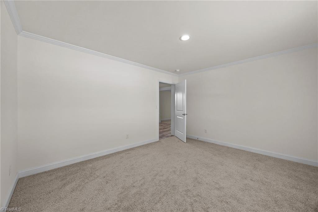 property viewer photo 21