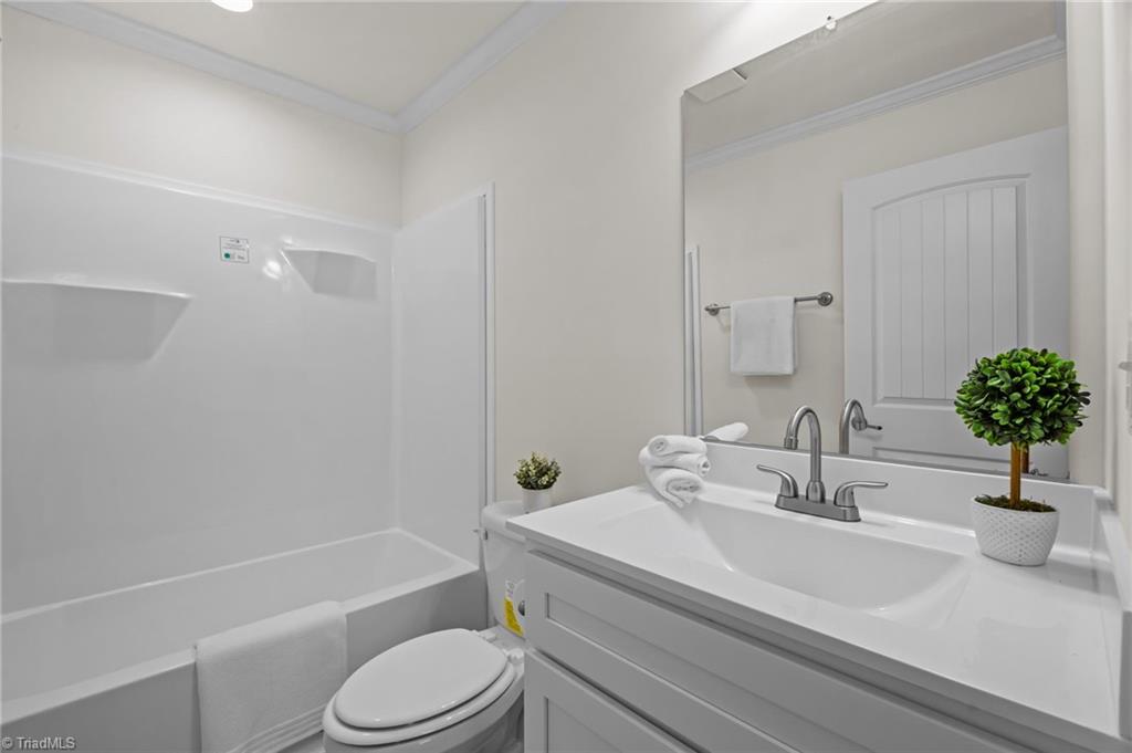 property viewer photo 26