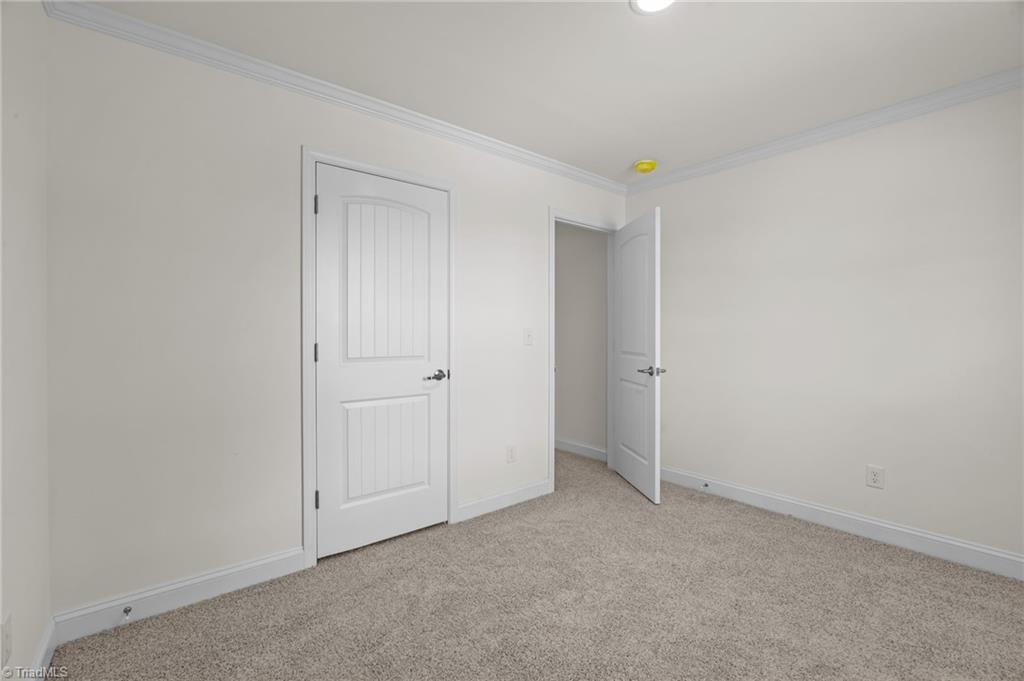 property viewer photo 28