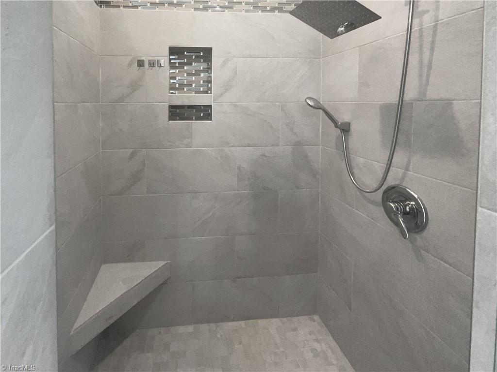 property viewer photo 14