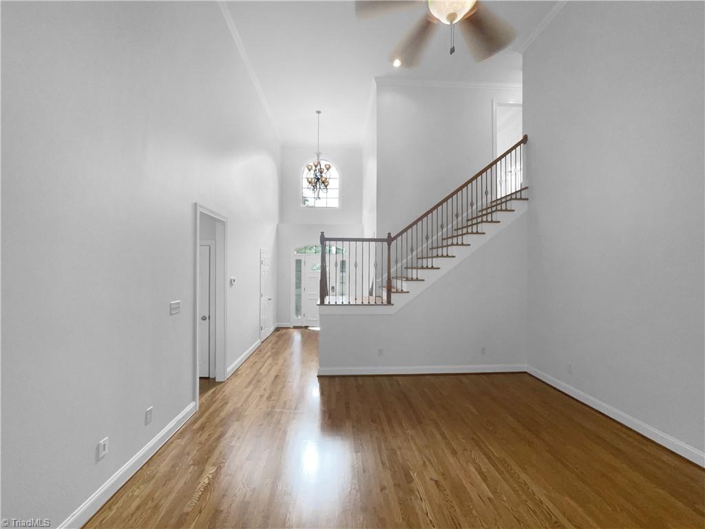 property viewer photo 15