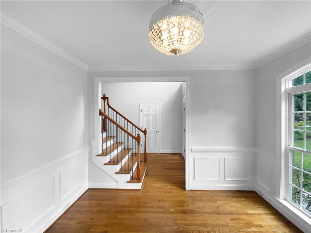 property viewer photo 18