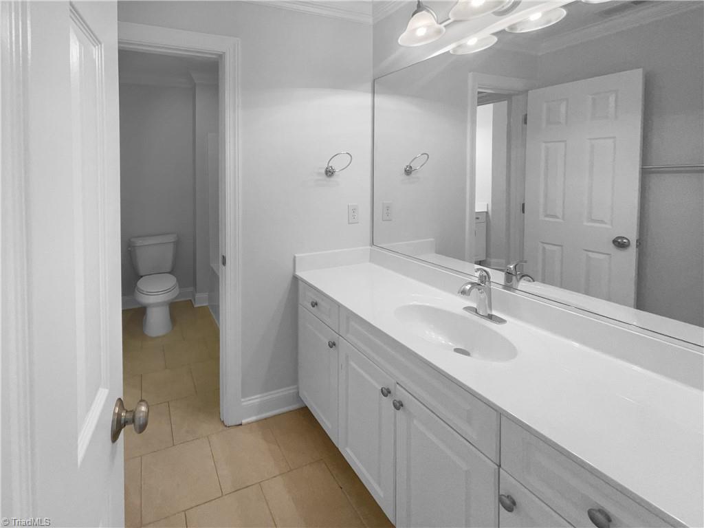 property viewer photo 28