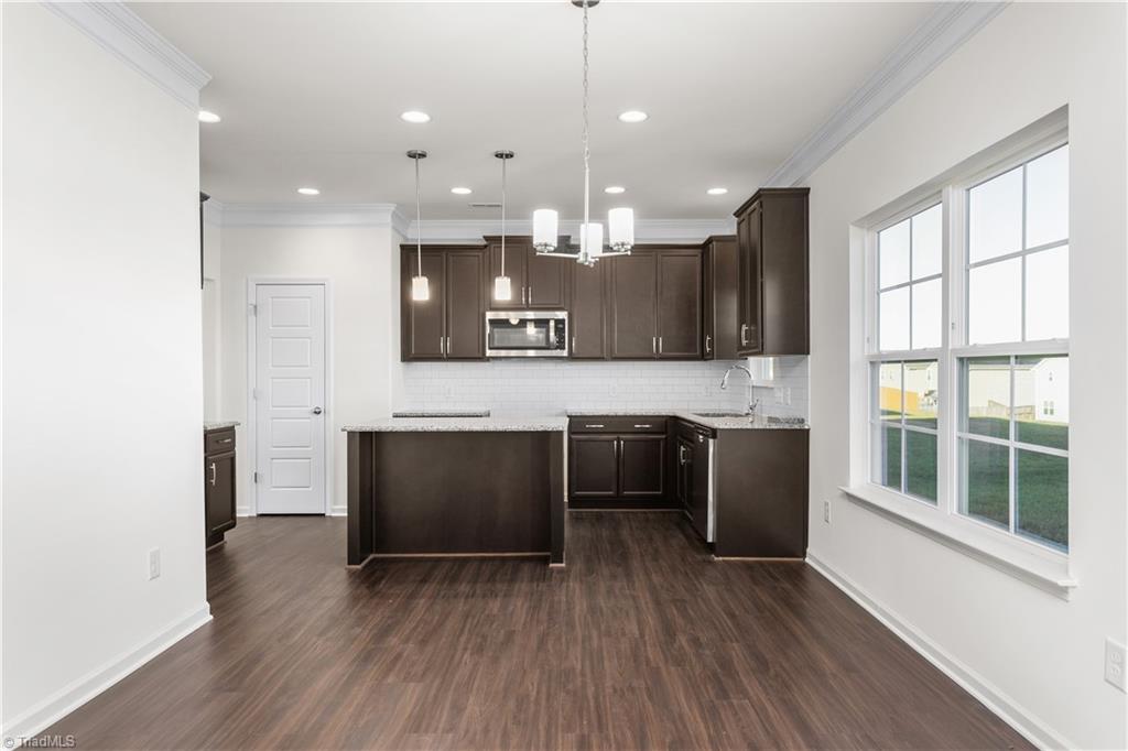 property viewer photo 10