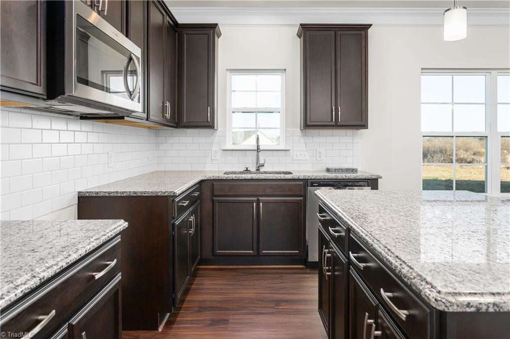 property viewer photo 13