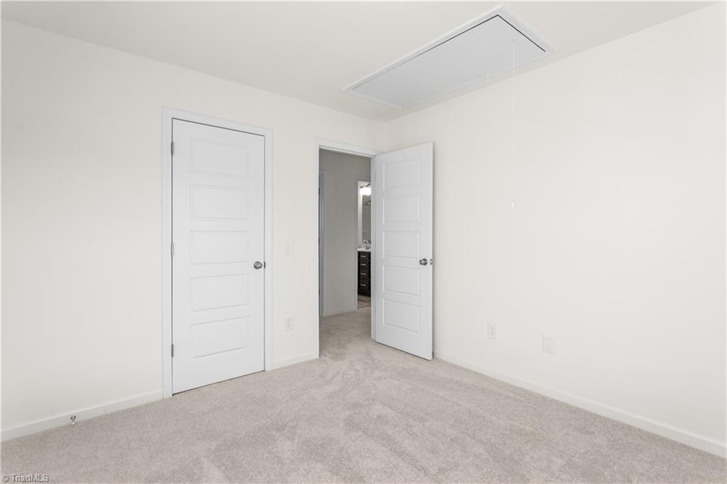 property viewer photo 27