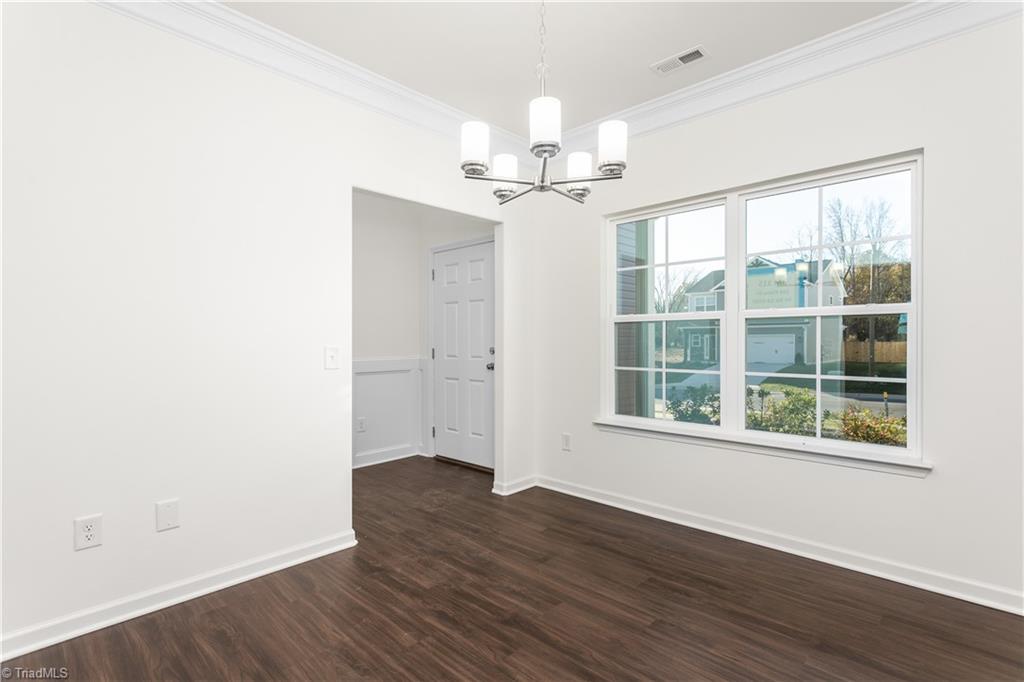property viewer photo 6