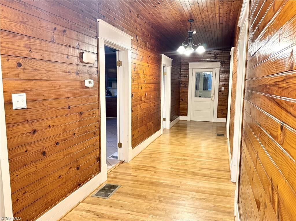 property viewer photo 10