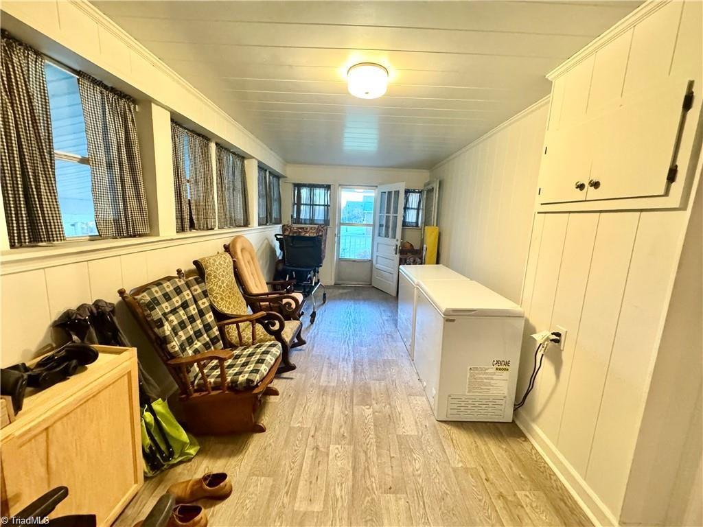 property viewer photo 33