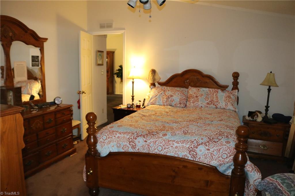 property viewer photo 28