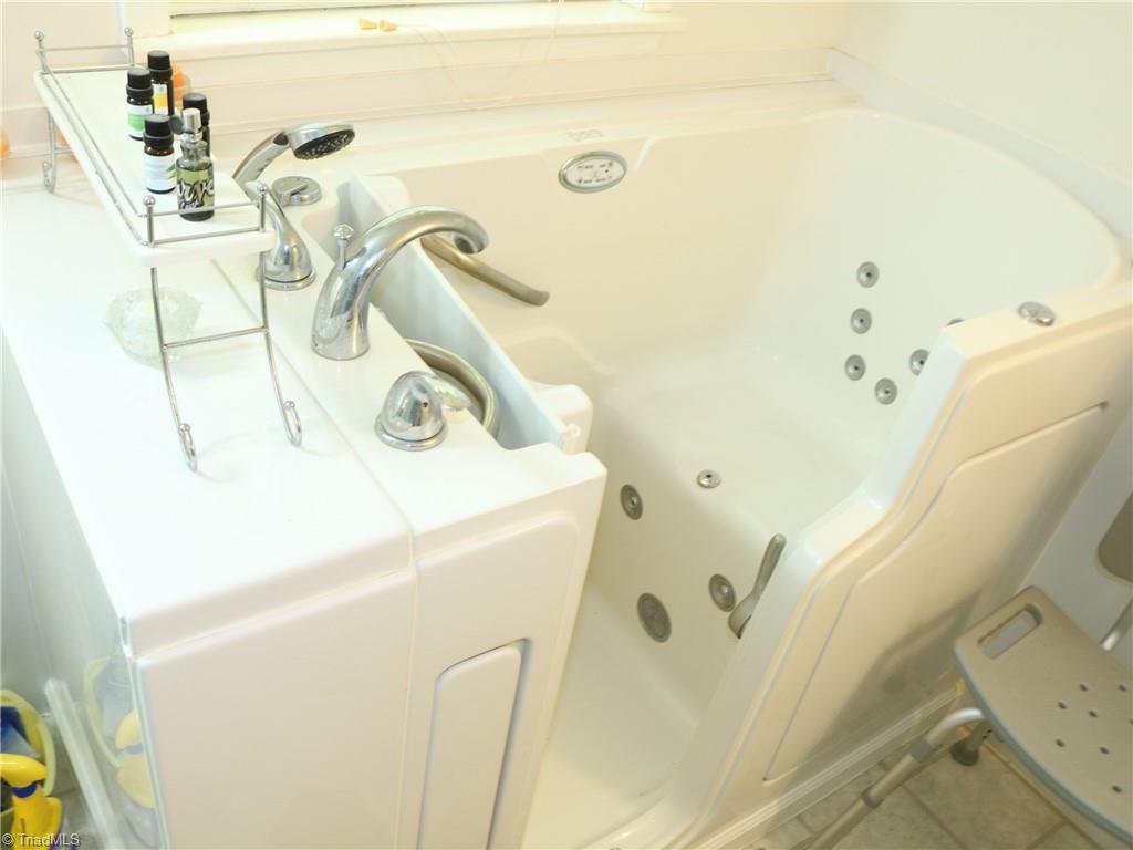 property viewer photo 38
