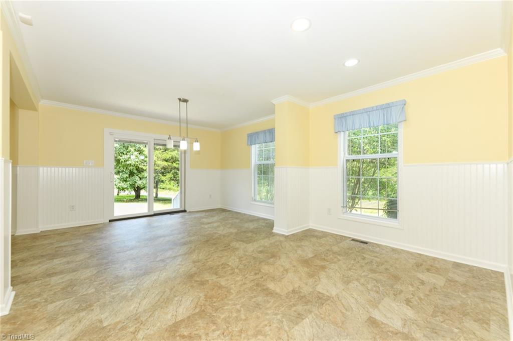 property viewer photo 23