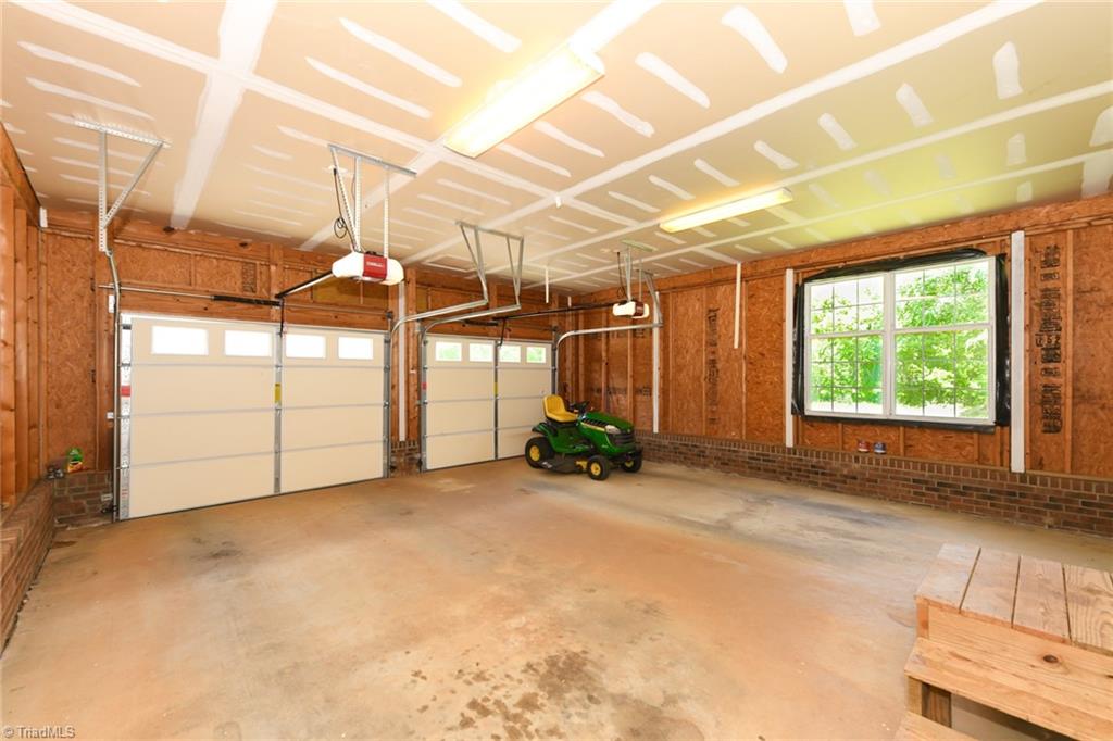 property viewer photo 30