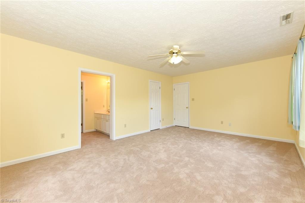 property viewer photo 42