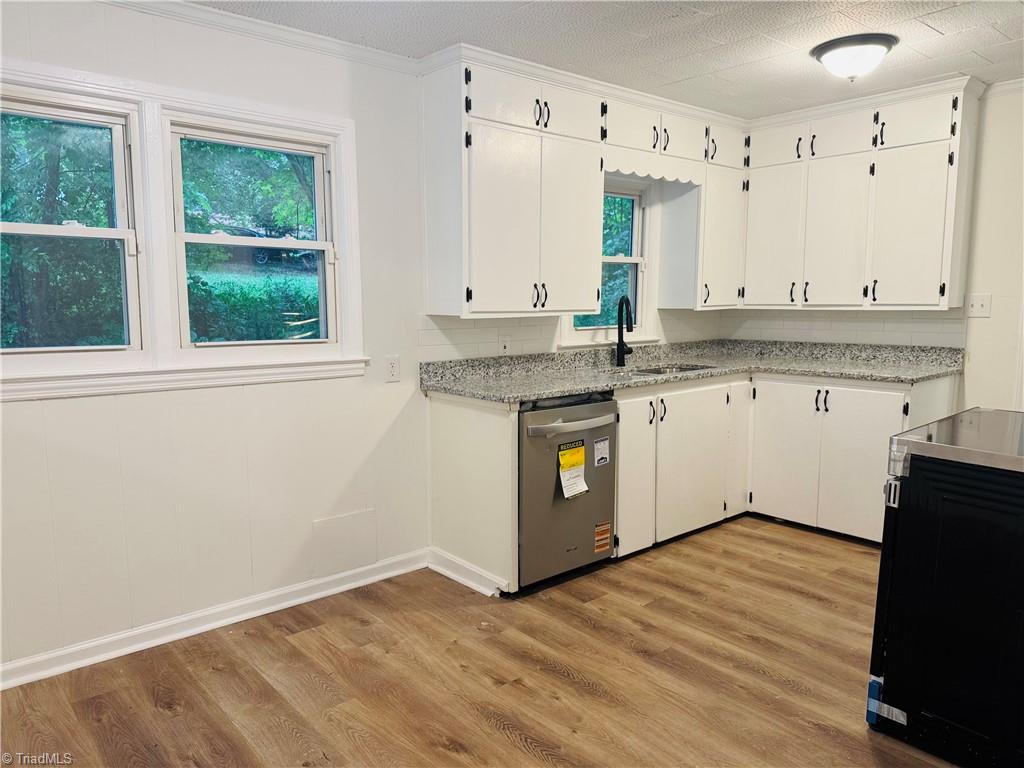 property viewer photo 3