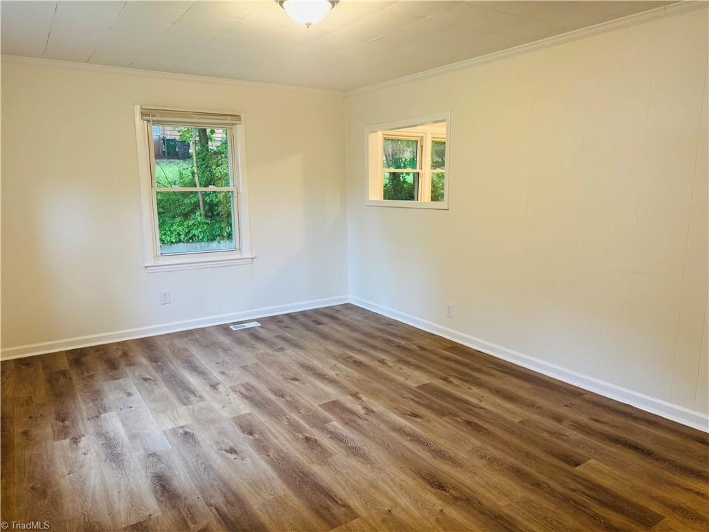 property viewer photo 5