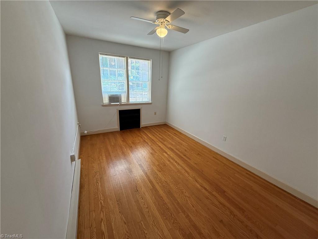 property viewer photo 7