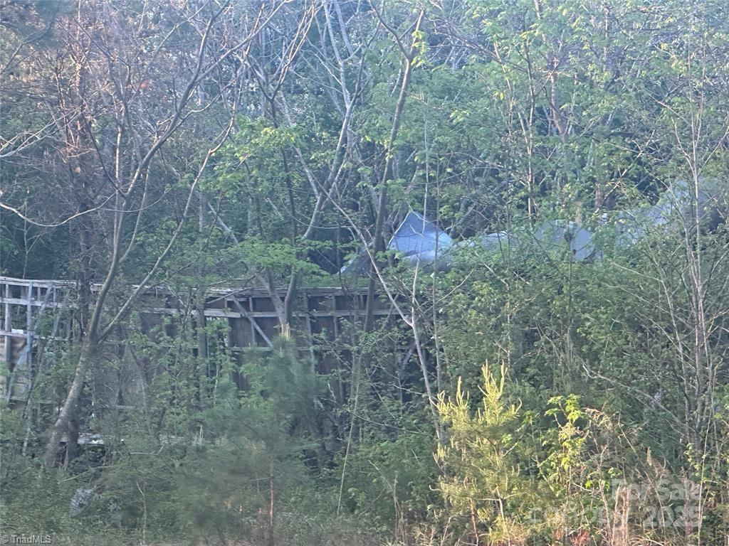 property viewer photo 5