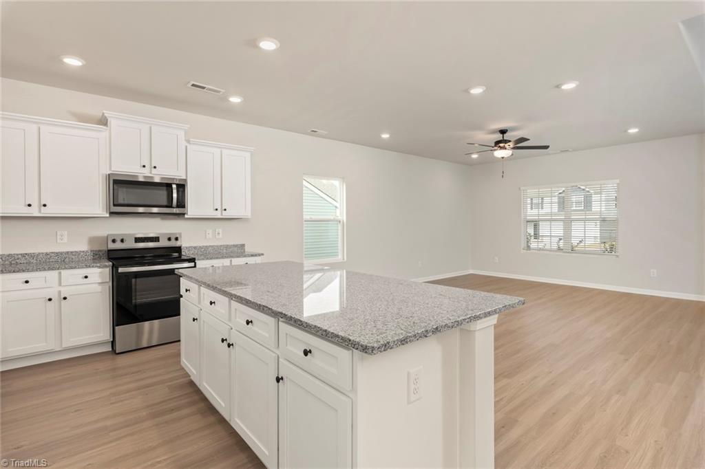 property viewer photo 8