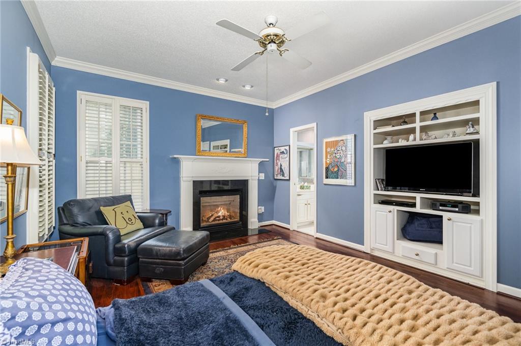 property viewer photo 15