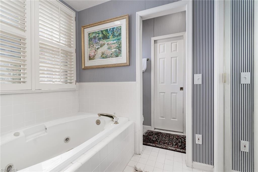 property viewer photo 17