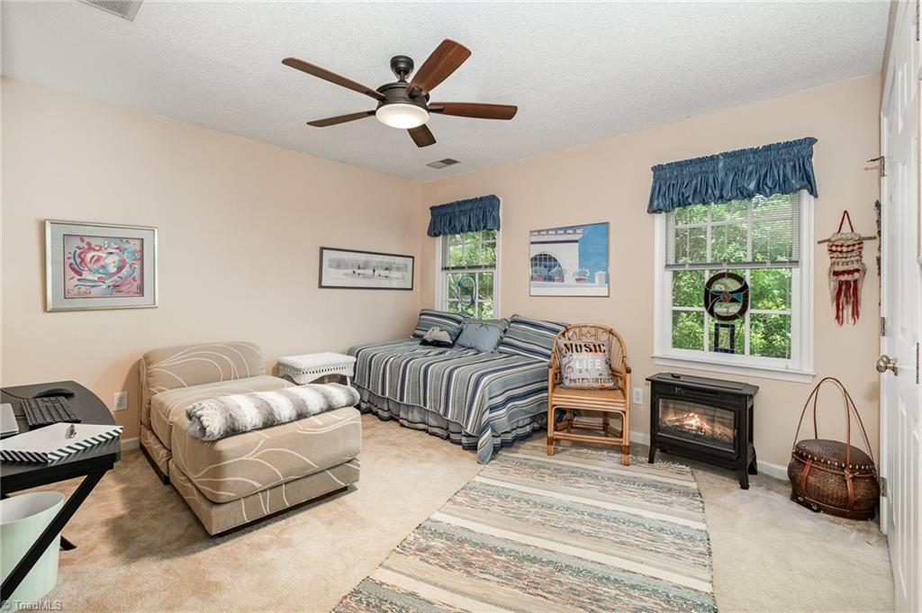 property viewer photo 20