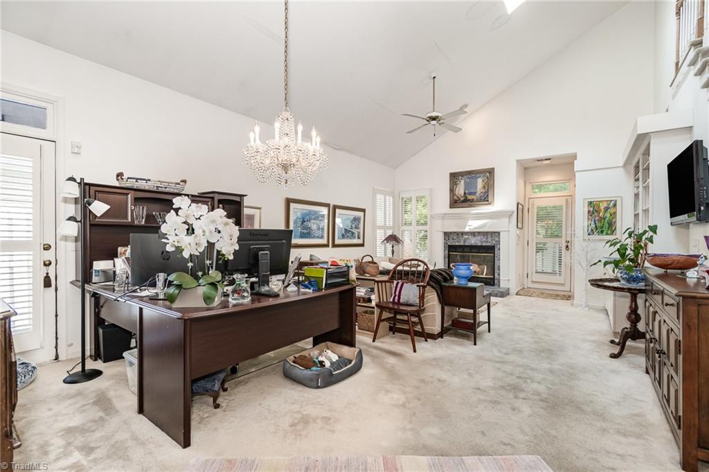 property viewer photo 4