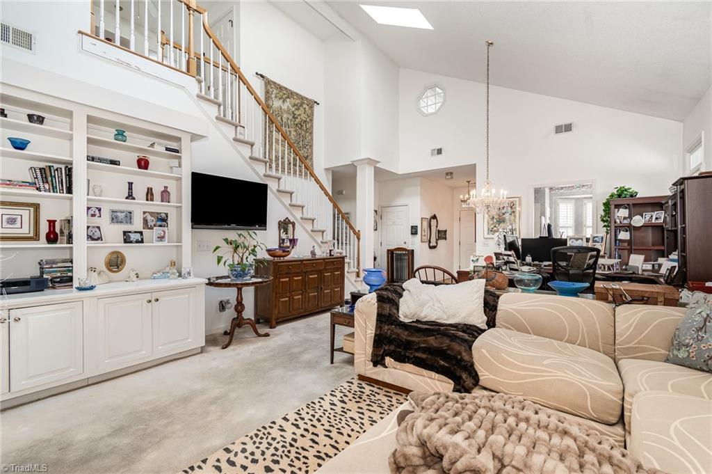 property viewer photo 7
