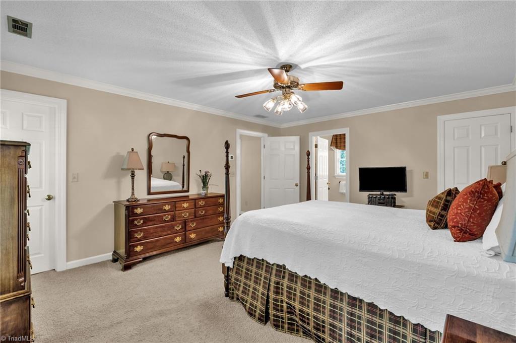 property viewer photo 19
