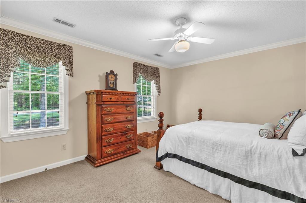 property viewer photo 25