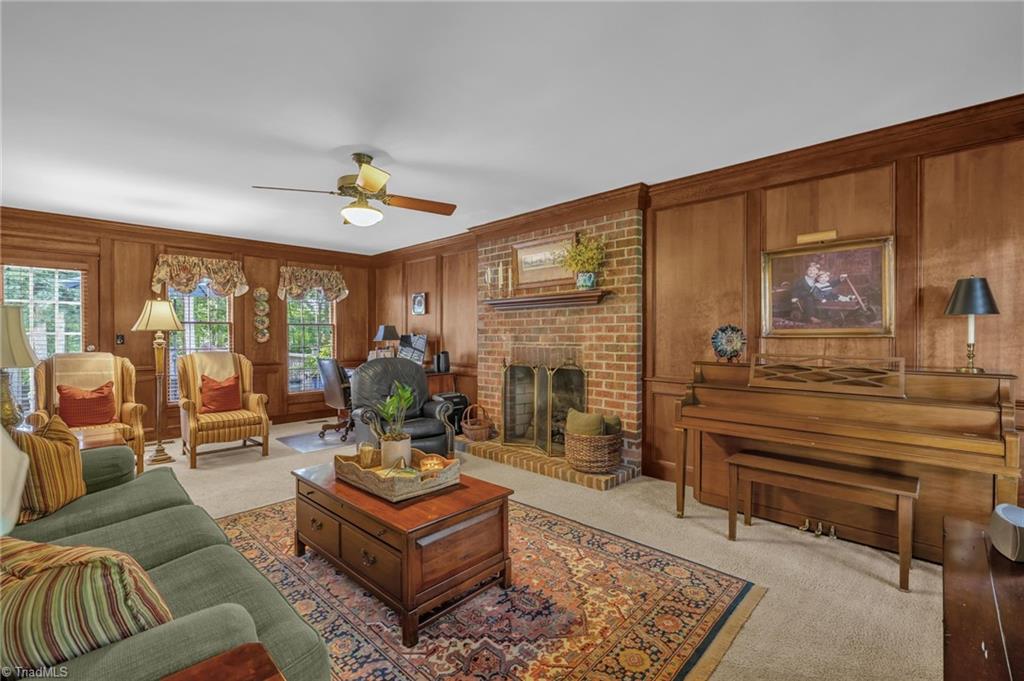 property viewer photo 6