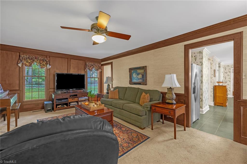 property viewer photo 8
