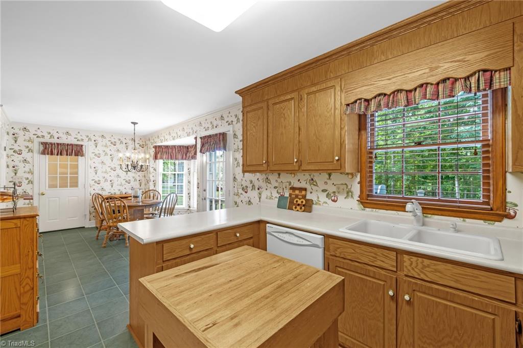 property viewer photo 9