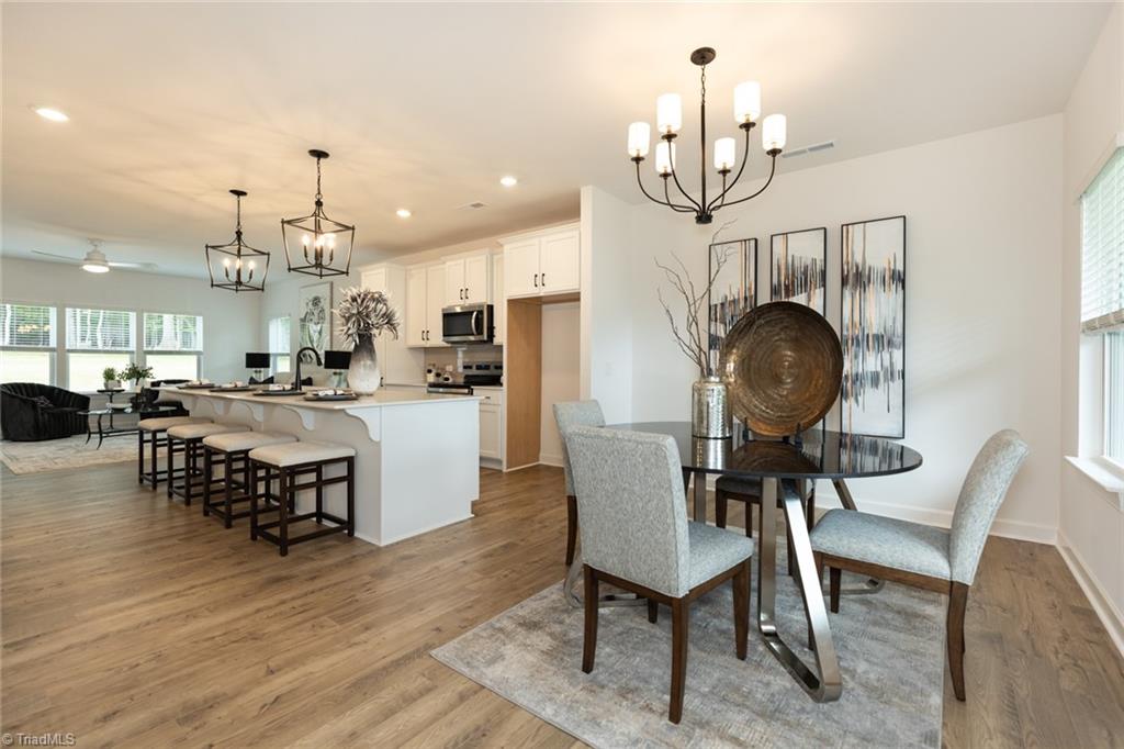 property viewer photo 5