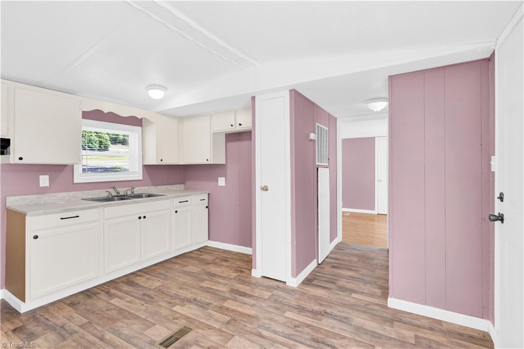 property viewer photo 11