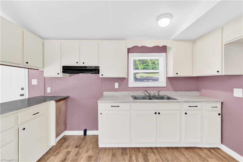 property viewer photo 12