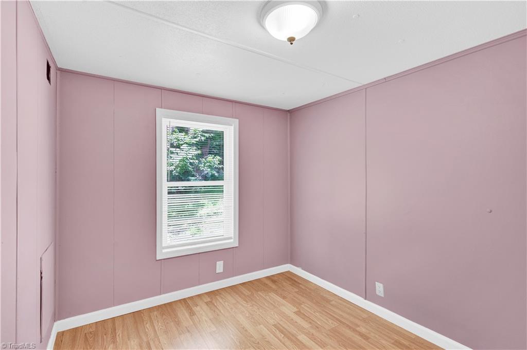 property viewer photo 17