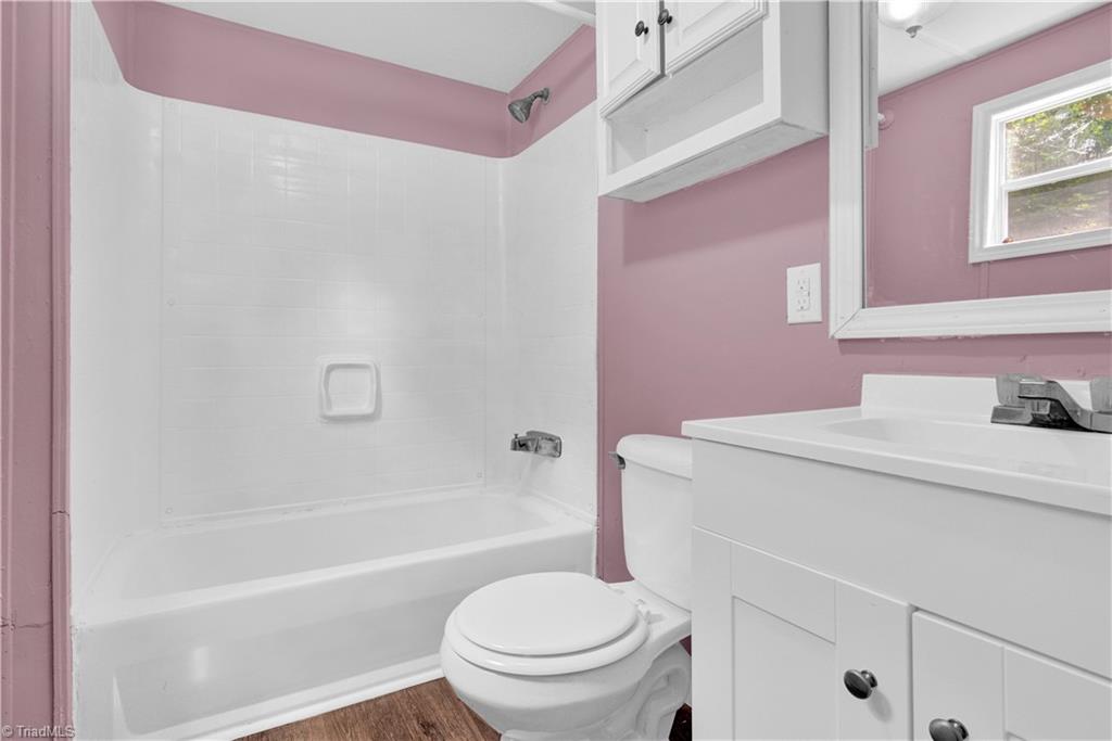 property viewer photo 19