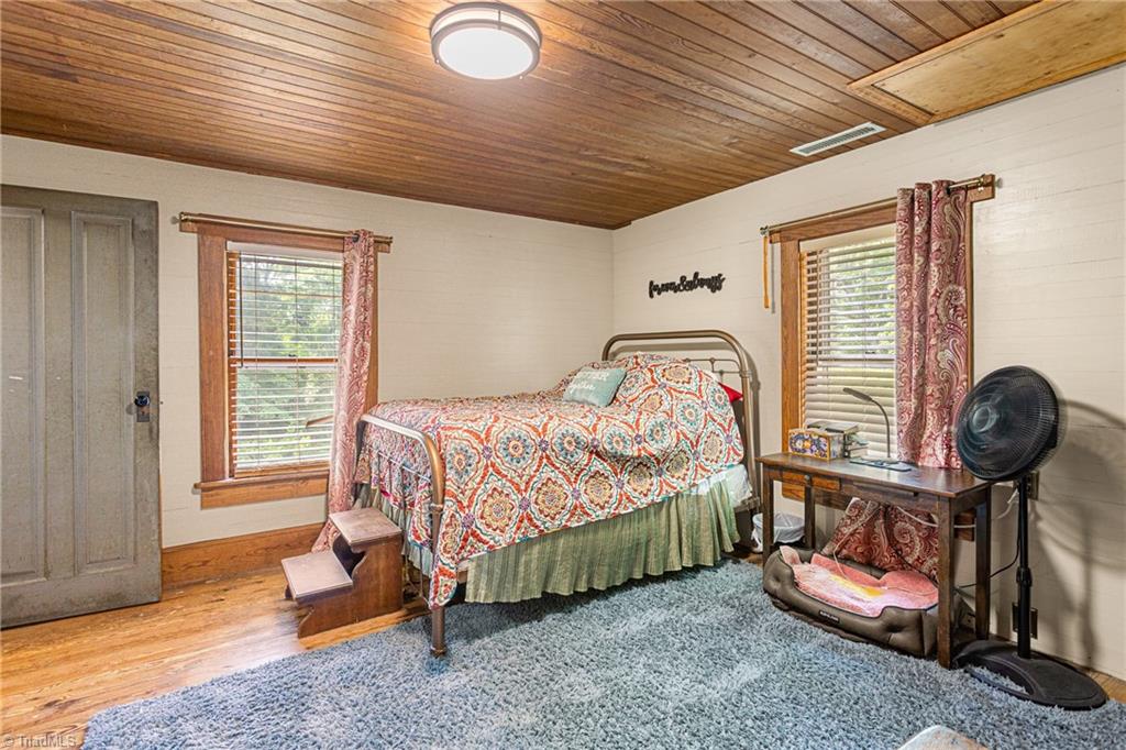 property viewer photo 28