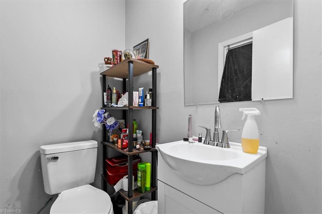 property viewer photo 11