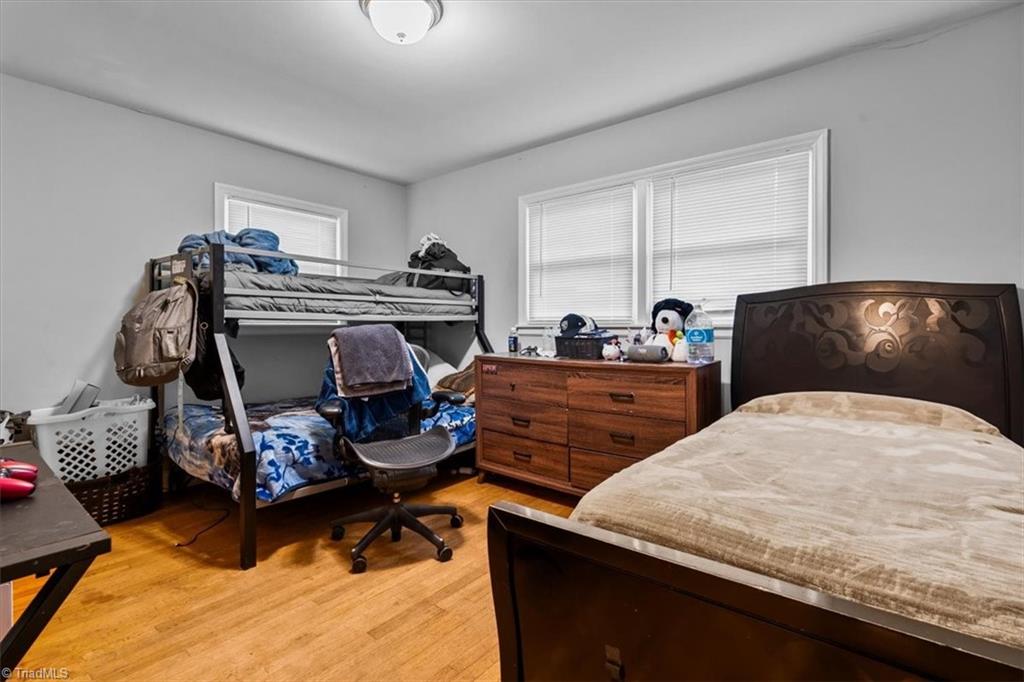 property viewer photo 12