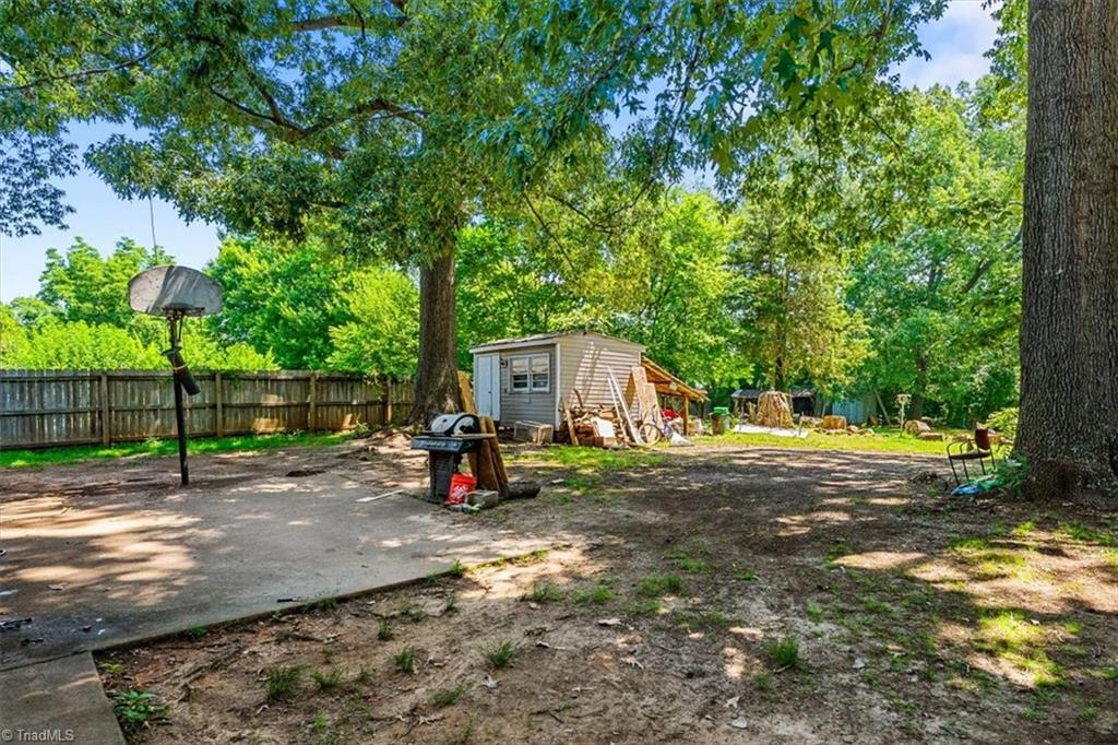 property viewer photo 15